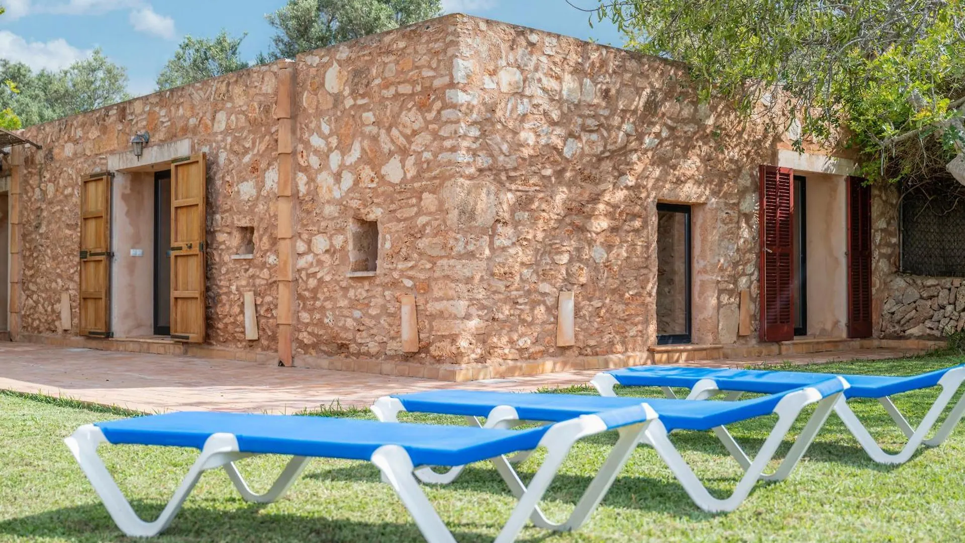 Villa Andres Santanyi