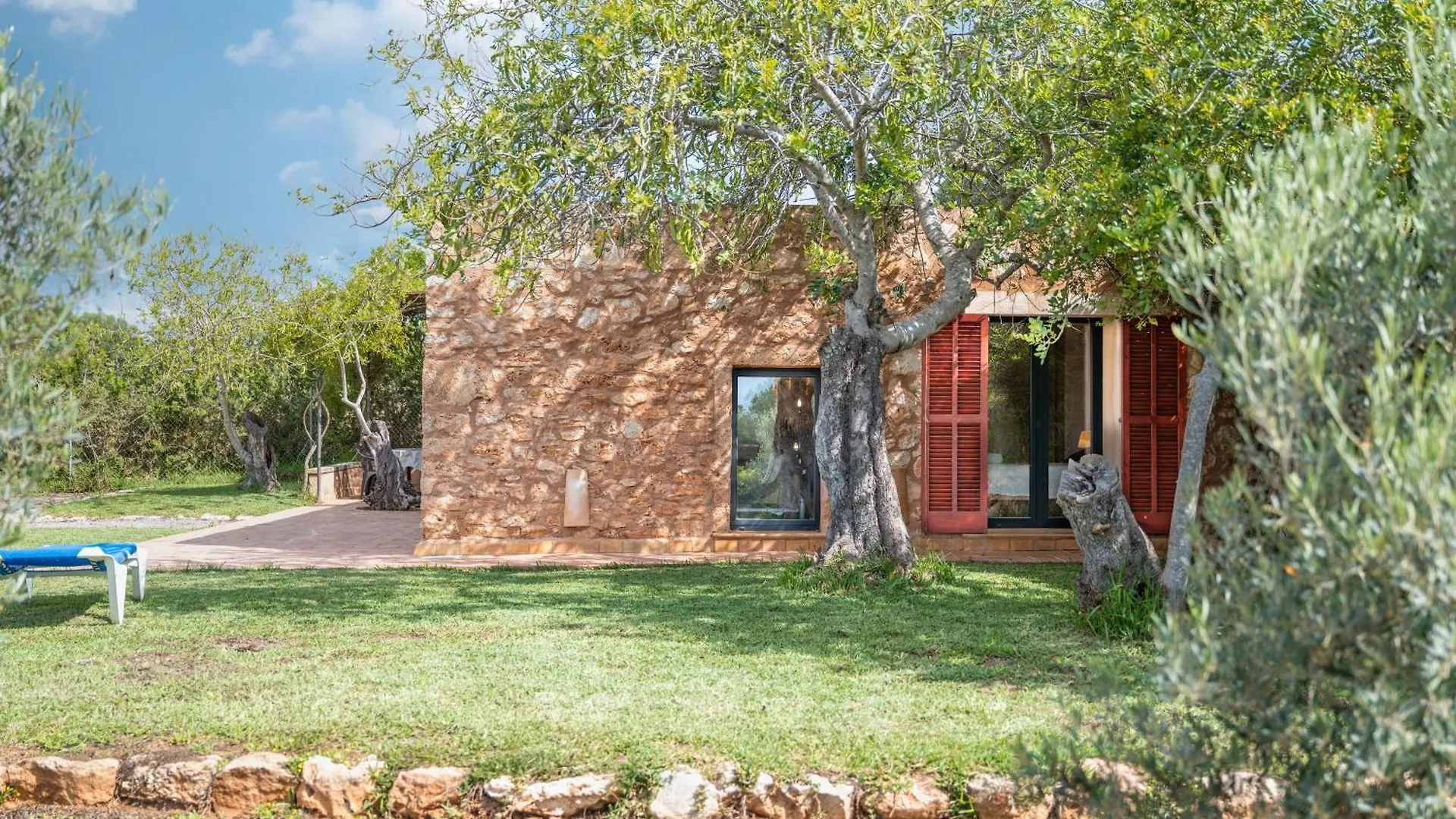 Villa Andres Santanyi